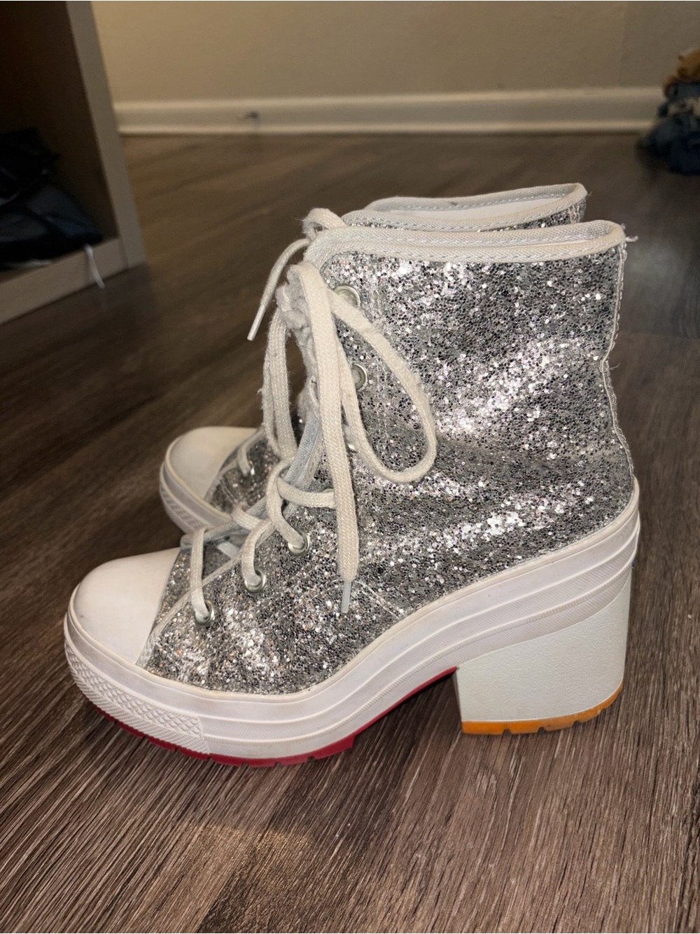 Unisex Silver Glitter Converse chuck 70 De Lux Pride Platform Heel Boots - Picture 2 of 11